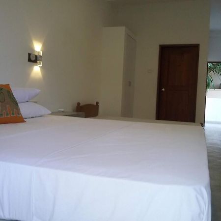 New Villa Unawatuna Bagian luar foto