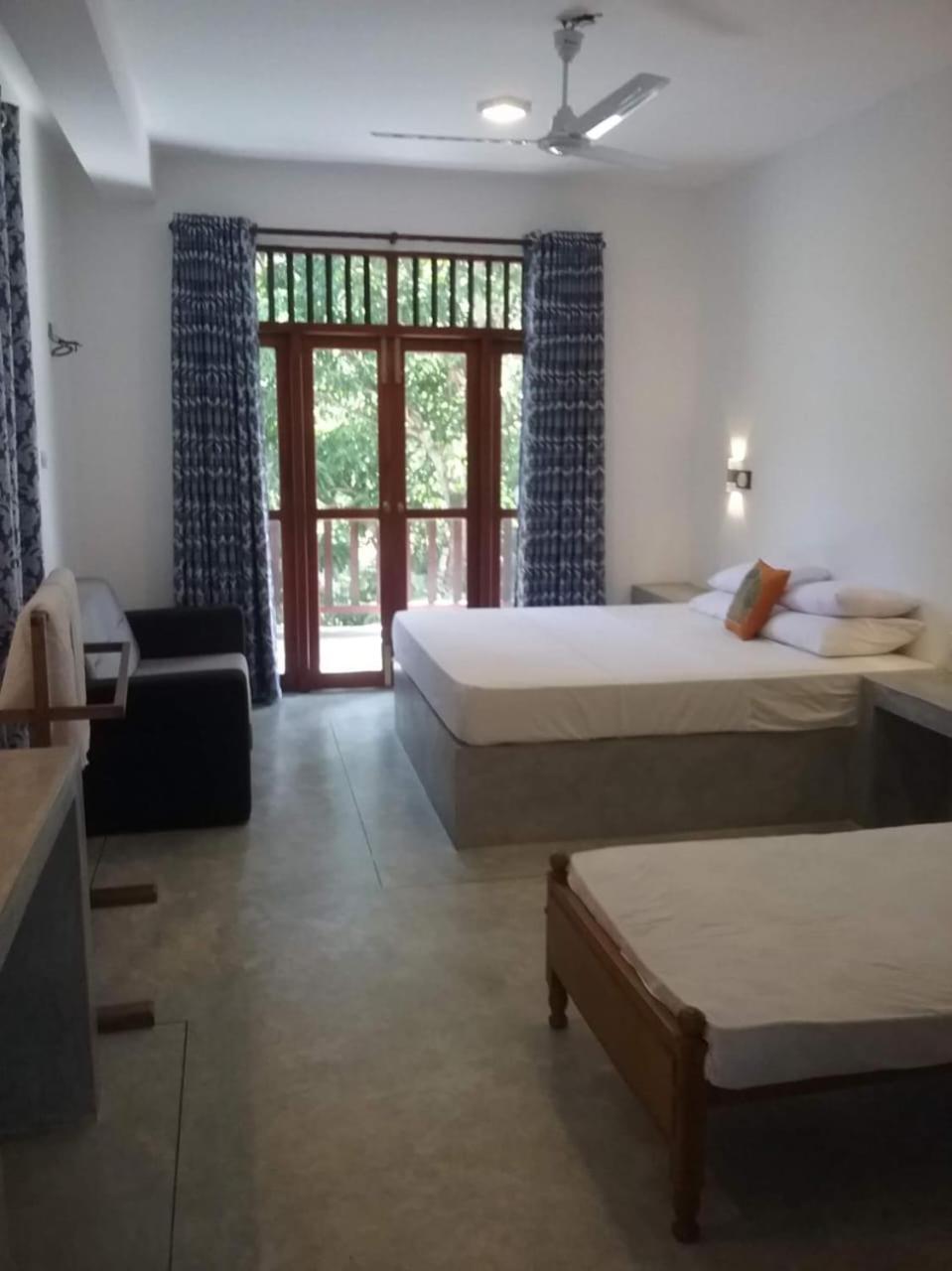 New Villa Unawatuna Bagian luar foto